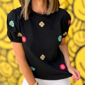 Black/multicolor floral Puff sleeve top